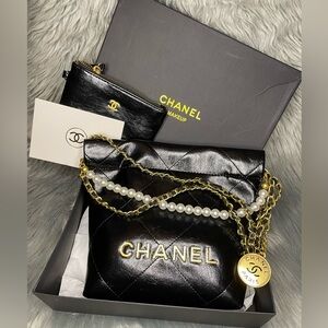 GWP CHANEL Makeup Shoulder Bag